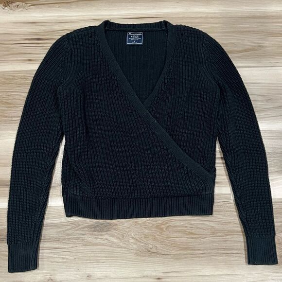 Abercrombie and Fitch Black Knit Wrap Sweater Women’s Small - Picture 1 of 4